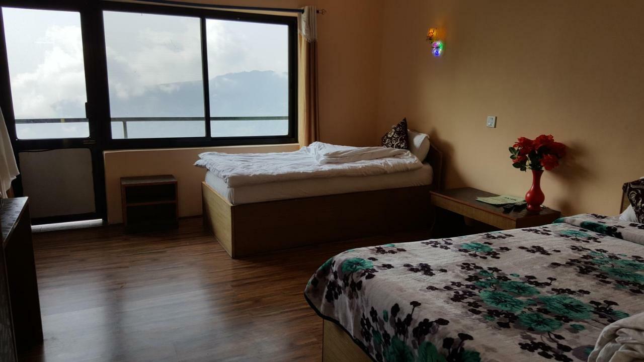 Hotel Greenland Нагаркот Екстер'єр фото